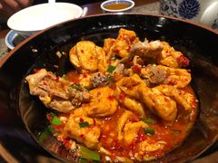 油豆腐焖鸡-老湖南民间菜·牛肉十八炒(花都店)
