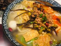 七爺螺螄粉-螺世纪螺蛳粉·桂味小排档(裕德店)