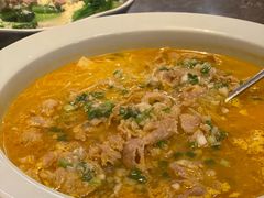 黄汁酸汤浸肥牛-港丽餐厅(高德置地店)