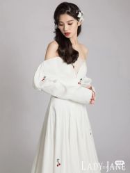 -Lady  Jane高端婚纱礼服馆