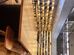 -新华里咖啡书吧(新华书店小寨店)