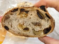 核桃提子法包-PAPER STONE BAKERY(天环店)