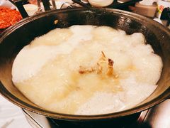 -鲜入围煮花胶鸡海鲜火锅