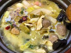 -周鱼小馆石锅酸菜鱼(活力汇店)