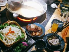 -湊湊火锅·茶憩(上海合生汇店)