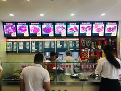 -闫家驴肉老店(华电一校店)