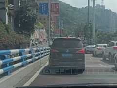 -越洋肖氏老米线(杨家坪店)