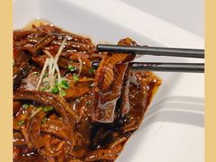 -HOMES上海本帮菜(襄阳公园店)