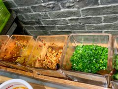 -呷佬·长沙手工米粉(金沙江路店)