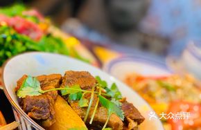 Guangdong-style Braised Beef Brisket with Zhu Hou Sauce