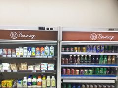 -全家便利店(王府井大街店)