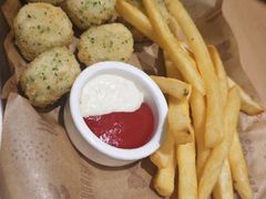 -菲滋意式餐厅(富阳东方茂店)