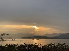 -湖畔居茶楼(湖滨店)