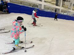 -乔波室内滑雪场