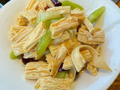 -安诚居干锅鸭头(八角店)