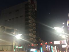 -六合夜市