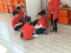 -小荧星艺校(浦东中环分校)