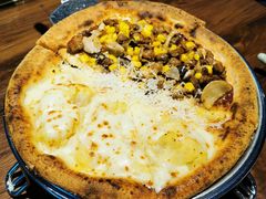 榴莲拼牛肉披萨-Primo·丽莫意大利窑烤披萨