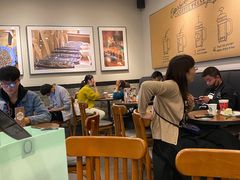 大堂-星巴克(无锡大东方店)