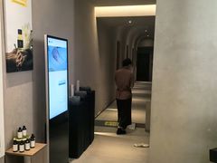 -灸春堂·艾灸·痛症·整脊连锁(之江银泰店)