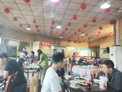 -金卯白肉罩火烧
