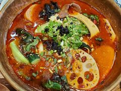 -成都你六姐·牛肉冒菜(上海环宇荟店)