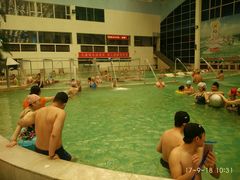 -龙脉温泉室内游泳馆