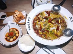 -太二酸菜鱼(菱角湖万达店)