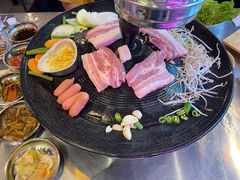 -豚豚家돈돈가韩国锅盖烤肉(新北万达店)