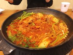 -喇喇排骨火锅·传统韩式脊骨汤(望京西园总店)