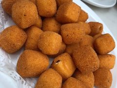 招牌八味豆腐-肥仔文澳门猪骨煲(南京西路店)