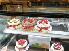 -花花卷卷·鲜食蛋糕(静安久光百货店)