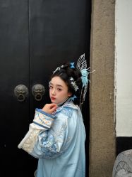 -一揽芳华汉服旗袍体验馆(拙政园店)