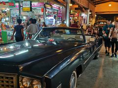 -席娜卡琳火车铁道夜市