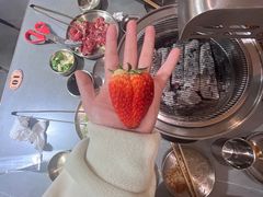 -围炉肉舍丹东海鲜烤肉·烤活鳗(步行街店)