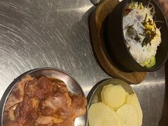 -猪掌柜韩国烤肉(六折店)