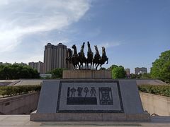 -洛阳周王城天子驾六博物馆