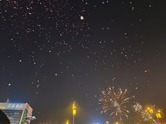 -万达广场(龙湖店)