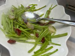 藜蒿炒腊肉-黄鹤楼湖北特色菜(高碑店)