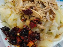 鸡丝拉皮-清真鸿起来饭庄(复兴路店)