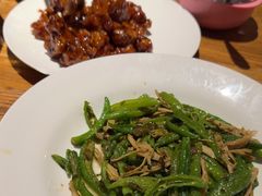 -新白鹿餐厅(银泰西湖文化广场店)