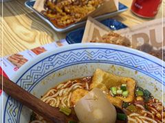 -魔都三兄弟酸辣粉·蘸卤炸串(虹桥万科店)