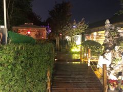 -二荆条·蜀鲜汇城市森林火锅