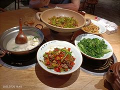 -吃饭皇帝大·土家民族菜(武陵源店)