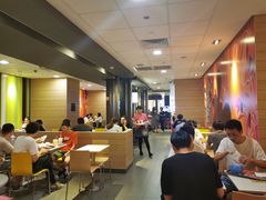 大堂-麦当劳(城西银泰店)