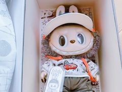 -泡泡玛特POPMART(黄岛新城吾悦店)