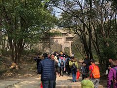 -灵岩山风景区