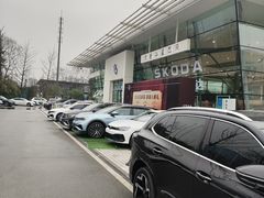 -成都华星西蒙上汽大众4S店(羊西线店)