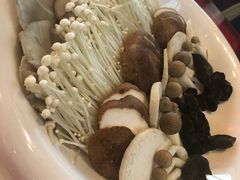 -前门·鲜肉火锅(长风店)