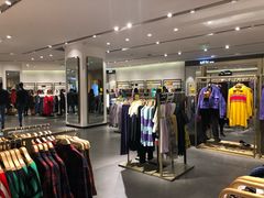 -URBAN REVIVO(佛山南海万达广场店)